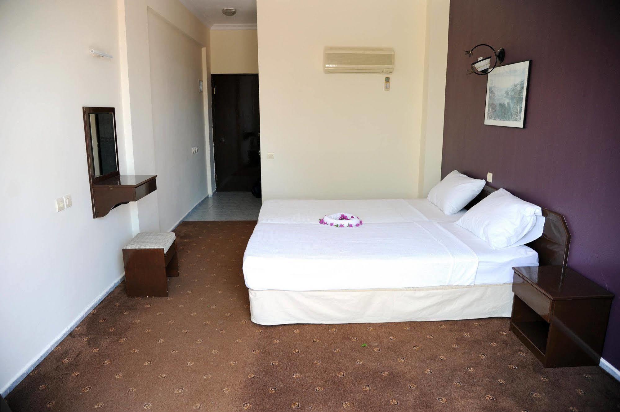 Ilimyra Hotel Çamyuva エクステリア 写真