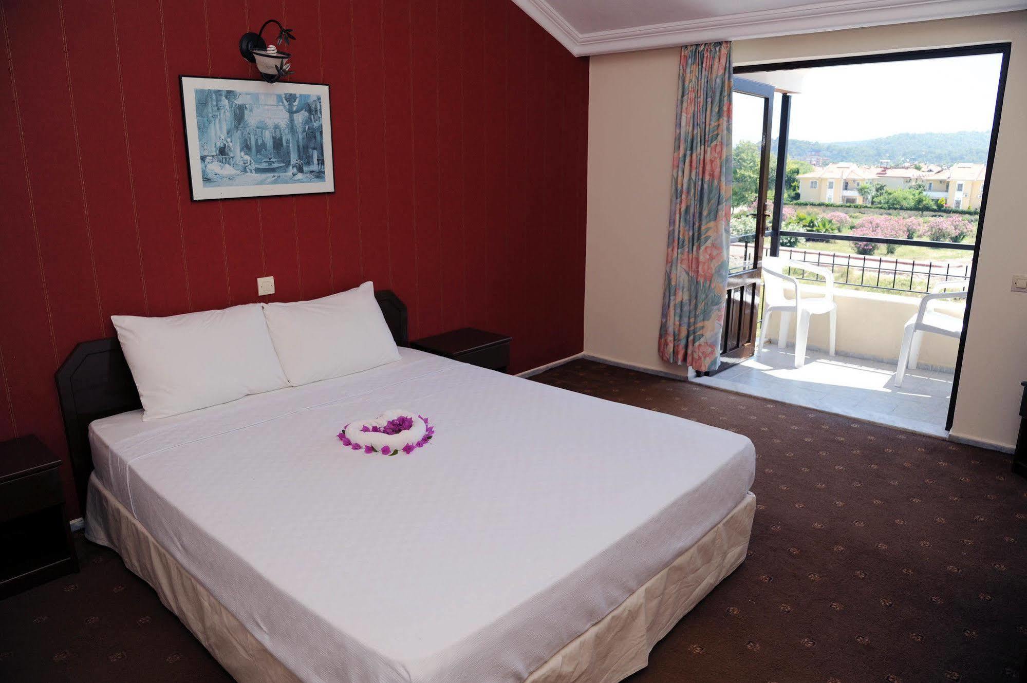 Ilimyra Hotel Çamyuva エクステリア 写真
