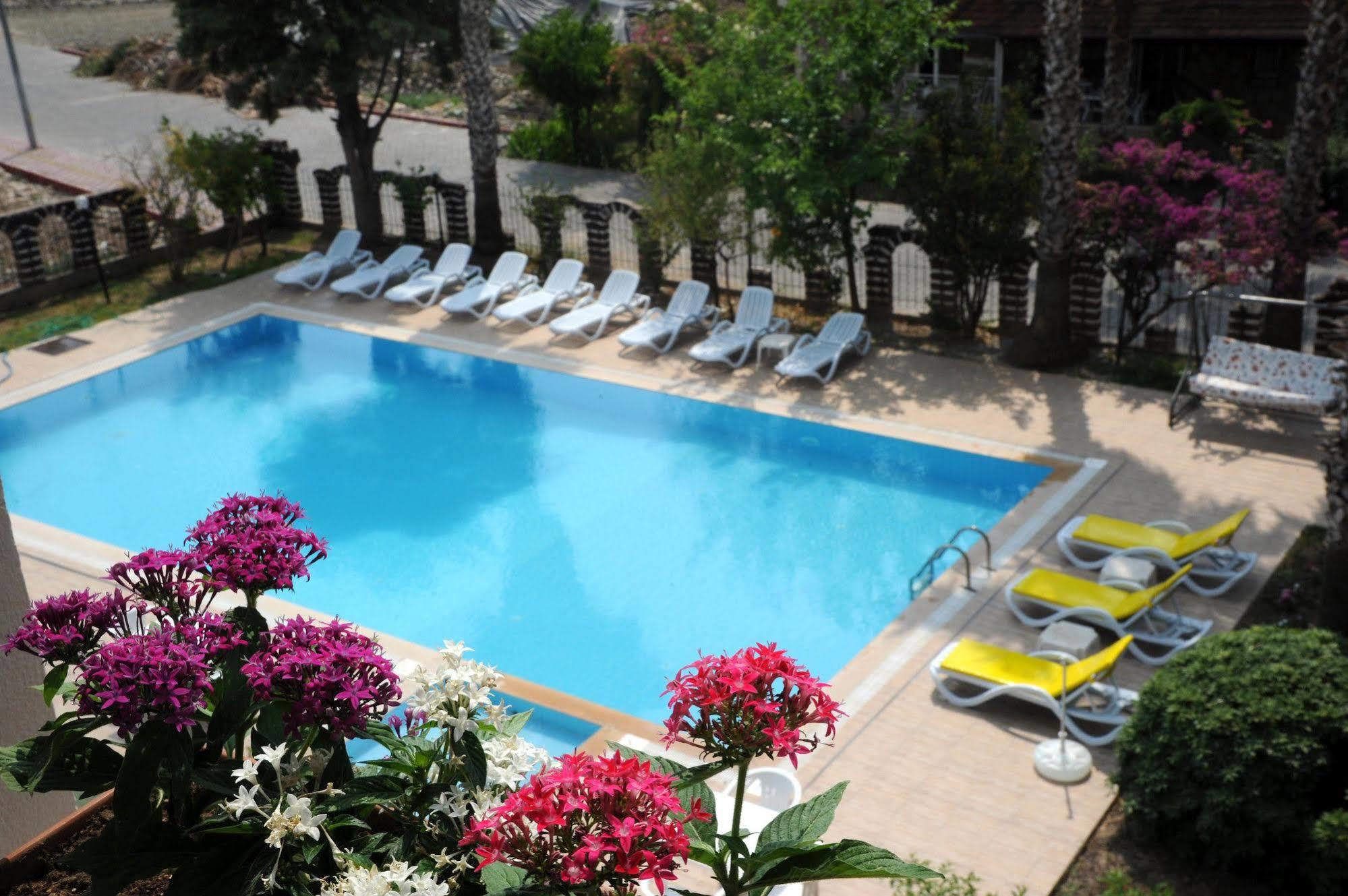 Ilimyra Hotel Çamyuva エクステリア 写真